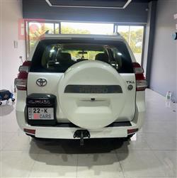 تۆیۆتا لاندكروزر پرادۆ